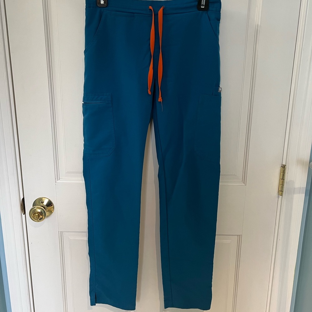 FIGS LIMITED EDITION ALPS BLUE Yola Scrub Pants XS